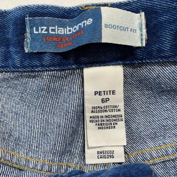 NWT Liz Claiborne Bootcut Fit Jeans in Dark Blue Denim Women’s Size 6 Petite - Picture 6 of 10
